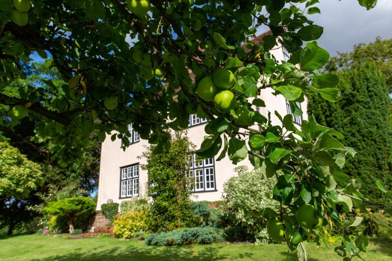 Pounce Hall -Stunning Historic Home In Rural Essex Saffron Walden Bagian luar foto