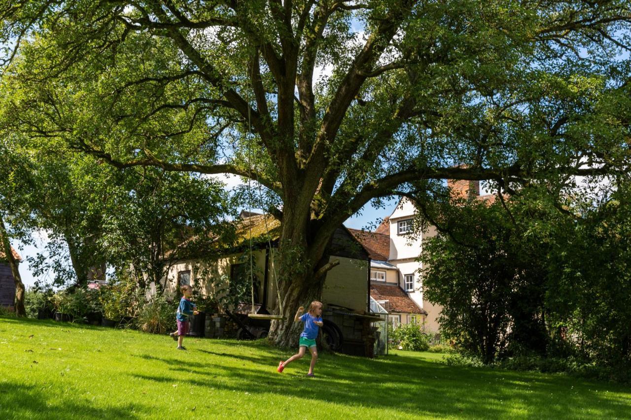 Pounce Hall -Stunning Historic Home In Rural Essex Saffron Walden Bagian luar foto