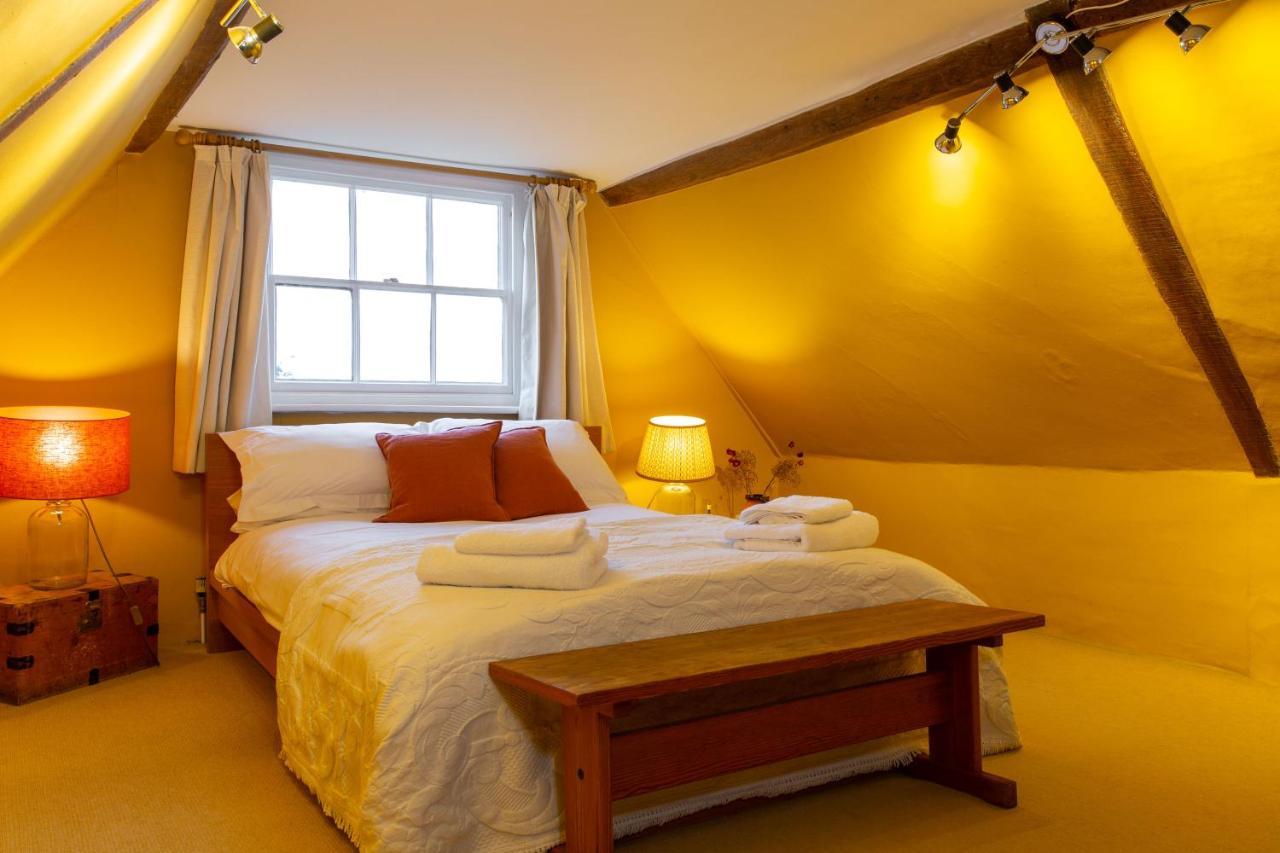 Pounce Hall -Stunning Historic Home In Rural Essex Saffron Walden Bagian luar foto