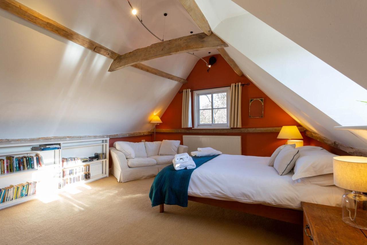 Pounce Hall -Stunning Historic Home In Rural Essex Saffron Walden Bagian luar foto